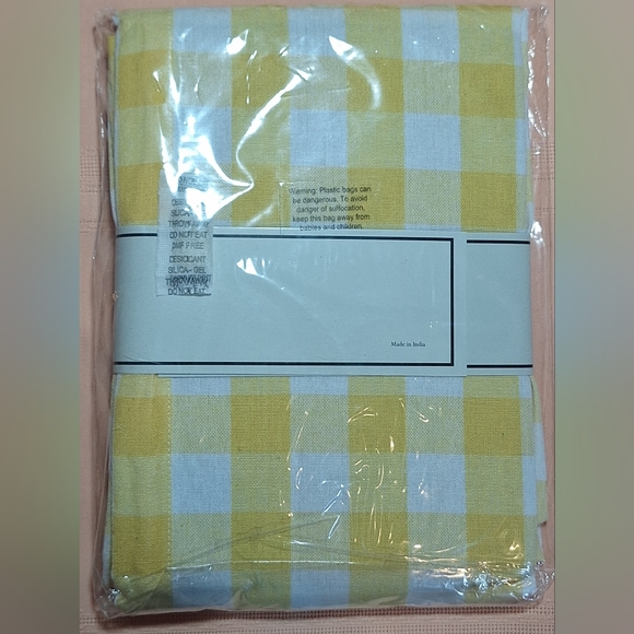 NWT YOUR TABLECLOTH table runner Size 14×72 - Picture 2 of 4